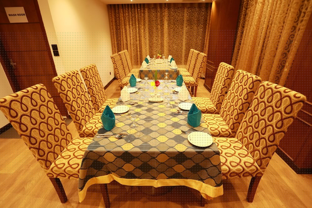 MARINO ROYAL HOTEL 28/63
