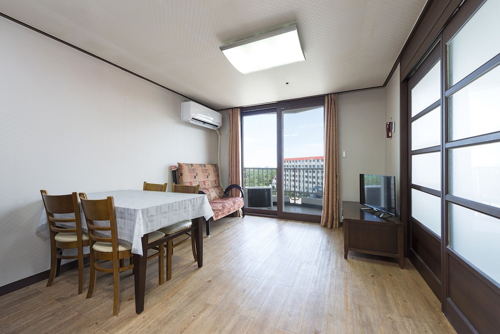 Hyundai Soo Resort Sokcho 33/47