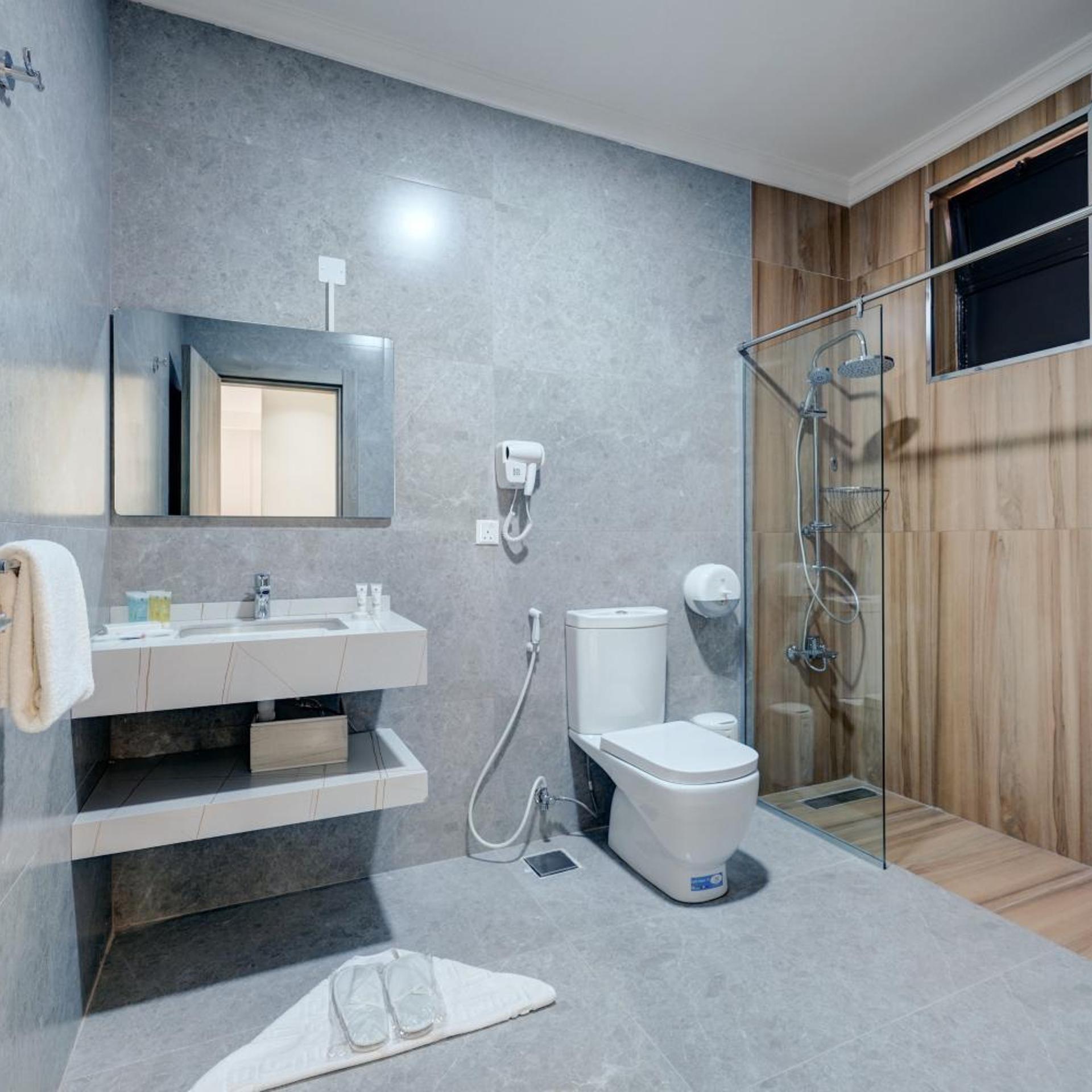 The Loft Hotel By FHM 57/58