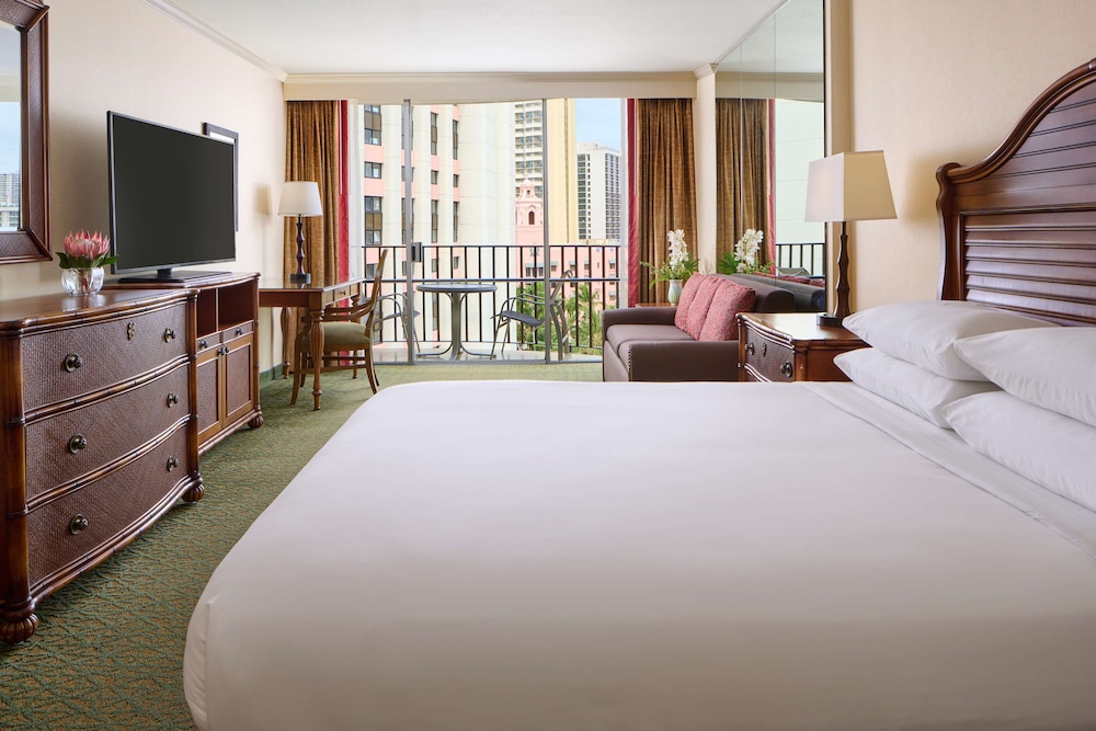 OUTRIGGER Waikiki Beach Resort 21/88