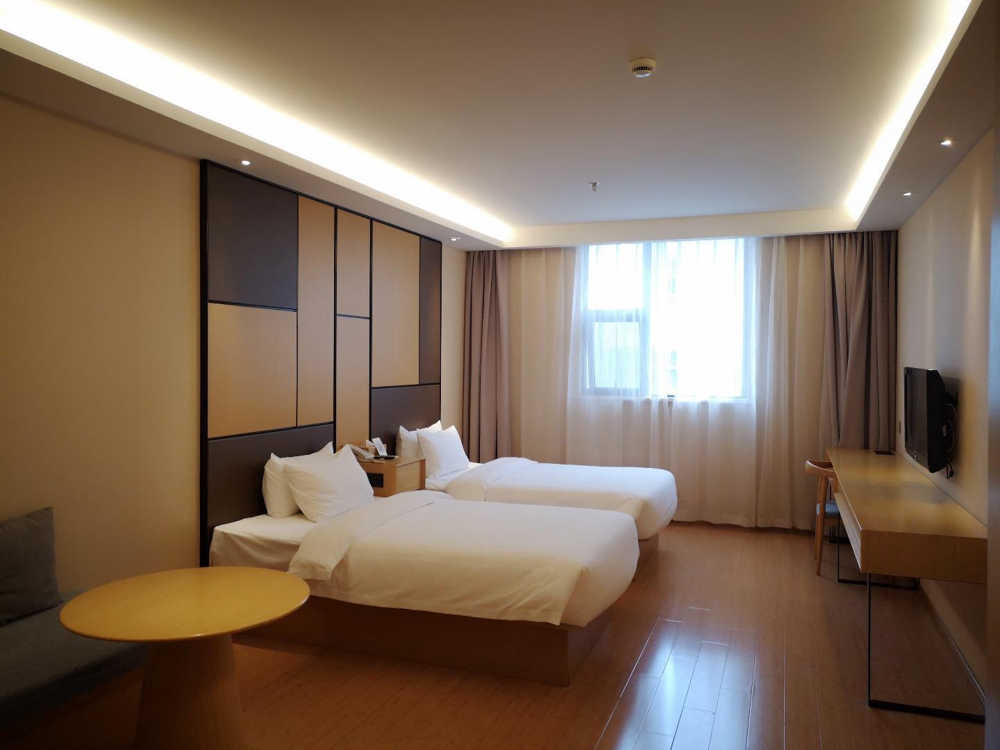 Superior, Twin Beds