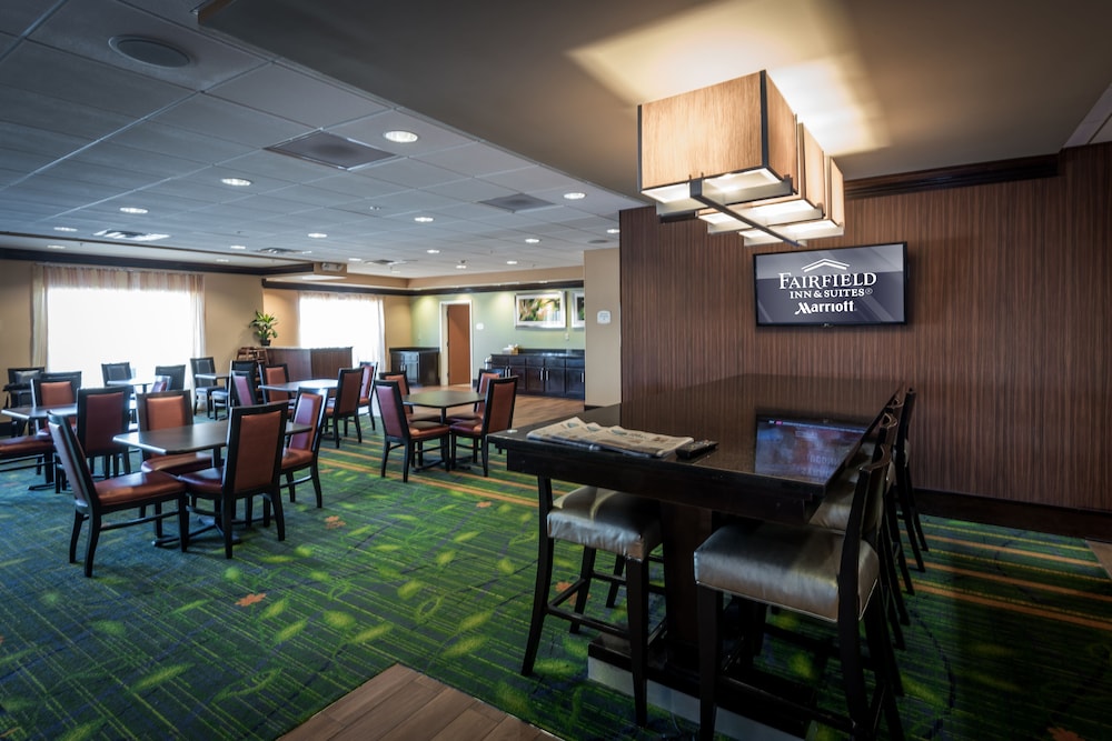 Fairfield Inn And Suites Tupelo 37/44