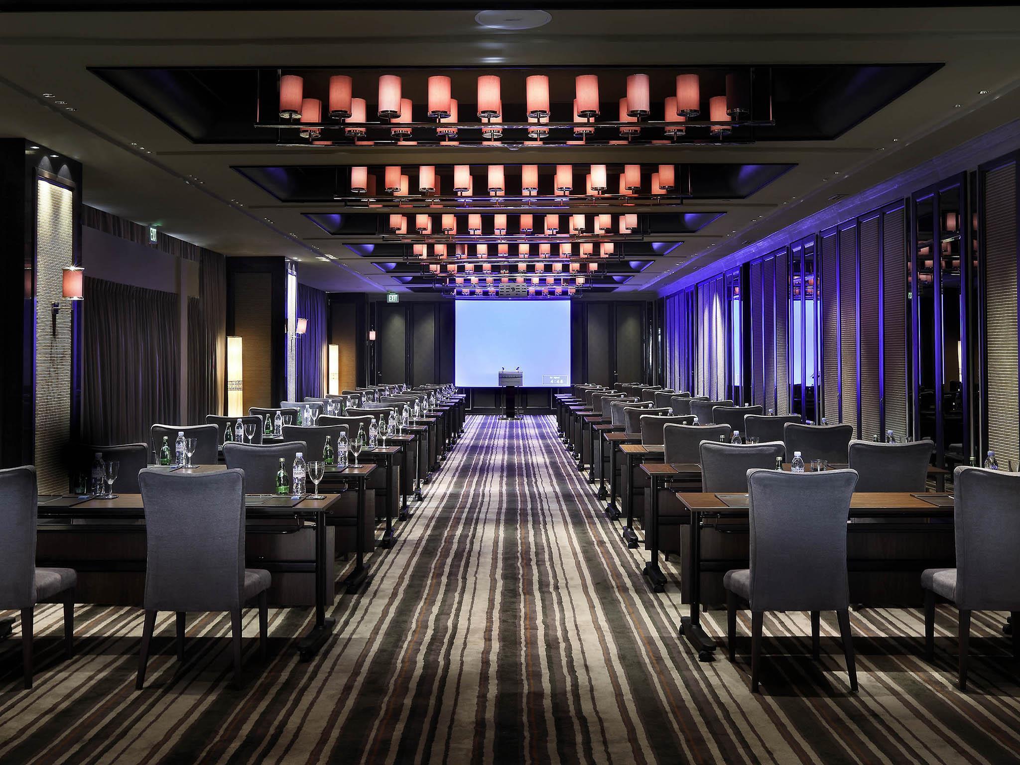 Sofitel Philippine Plaza Manila 64/75