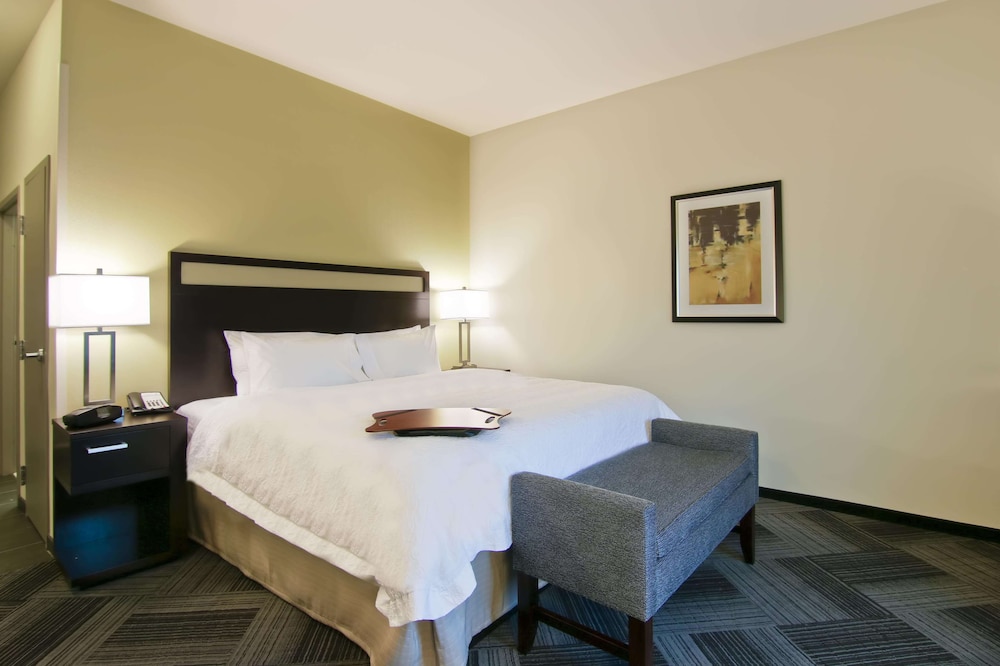 Hampton Inn Suites Bellevue Downtown Seattle Wa 15/53