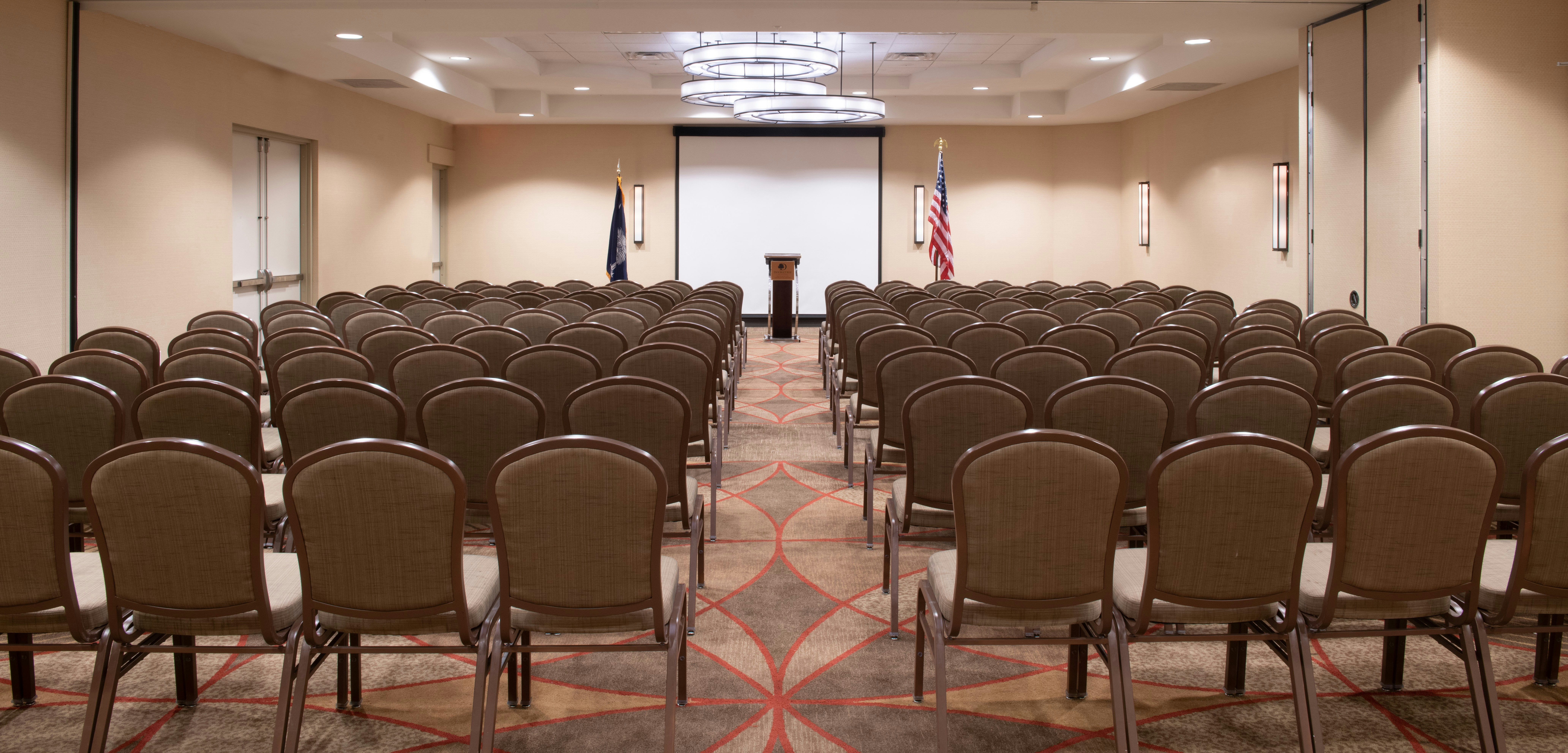 DOUBLETREE BY HILTON HOTEL AND SUITES CHARLESTON AIRPORT 52/60