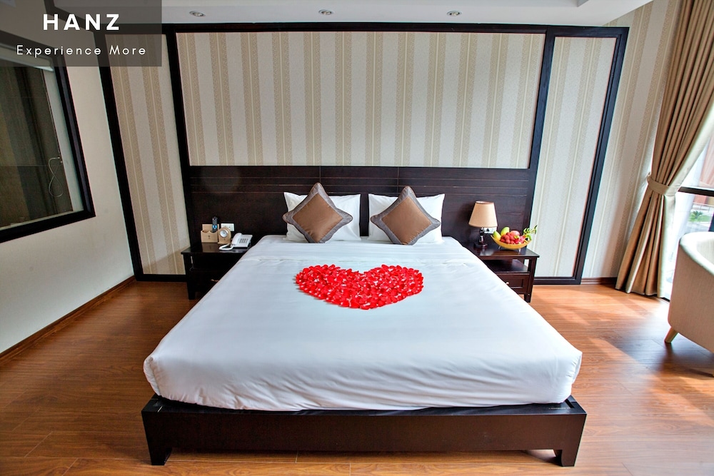 TOP HOTEL 19/60