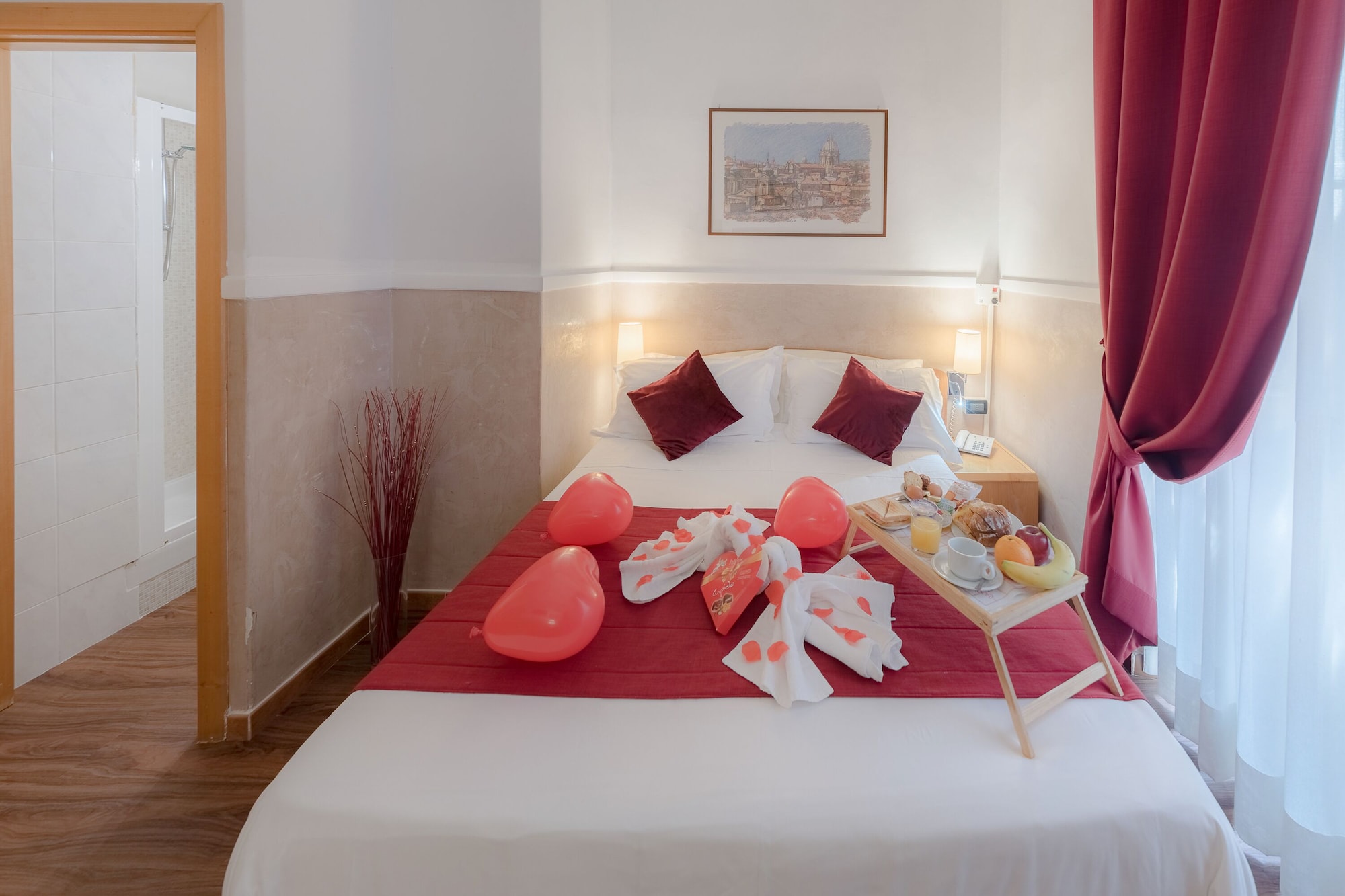 ROOM, DOUBLE OR TWIN BED