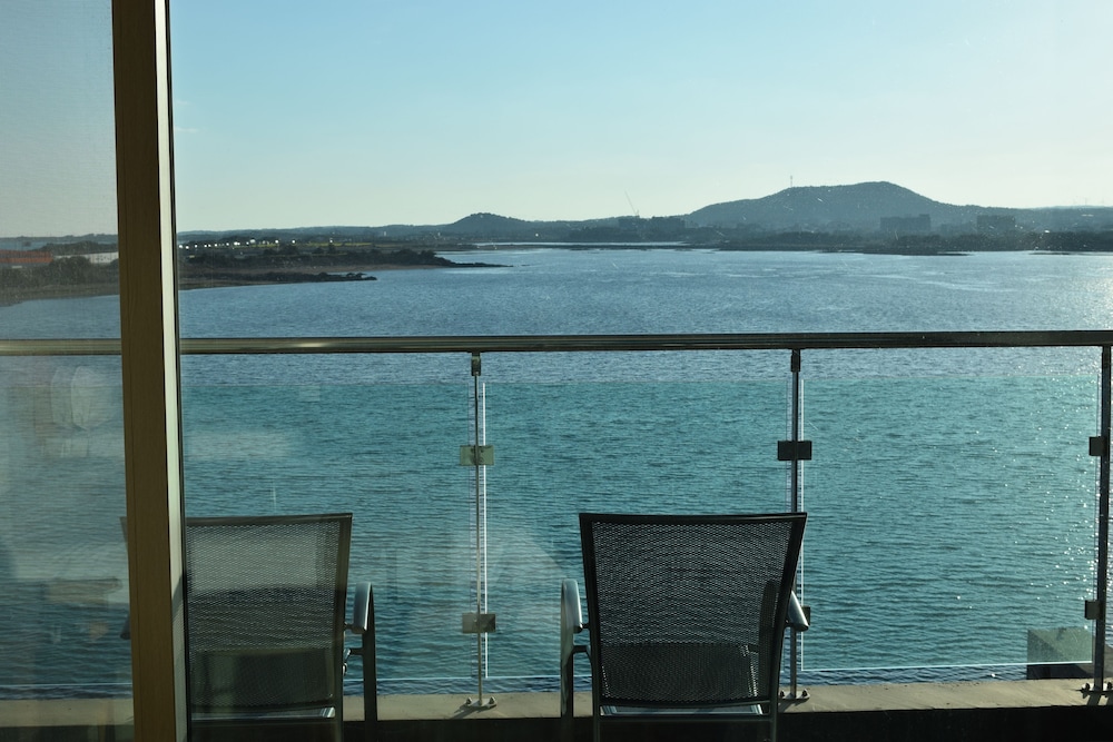 Hotel Aroha 41/47