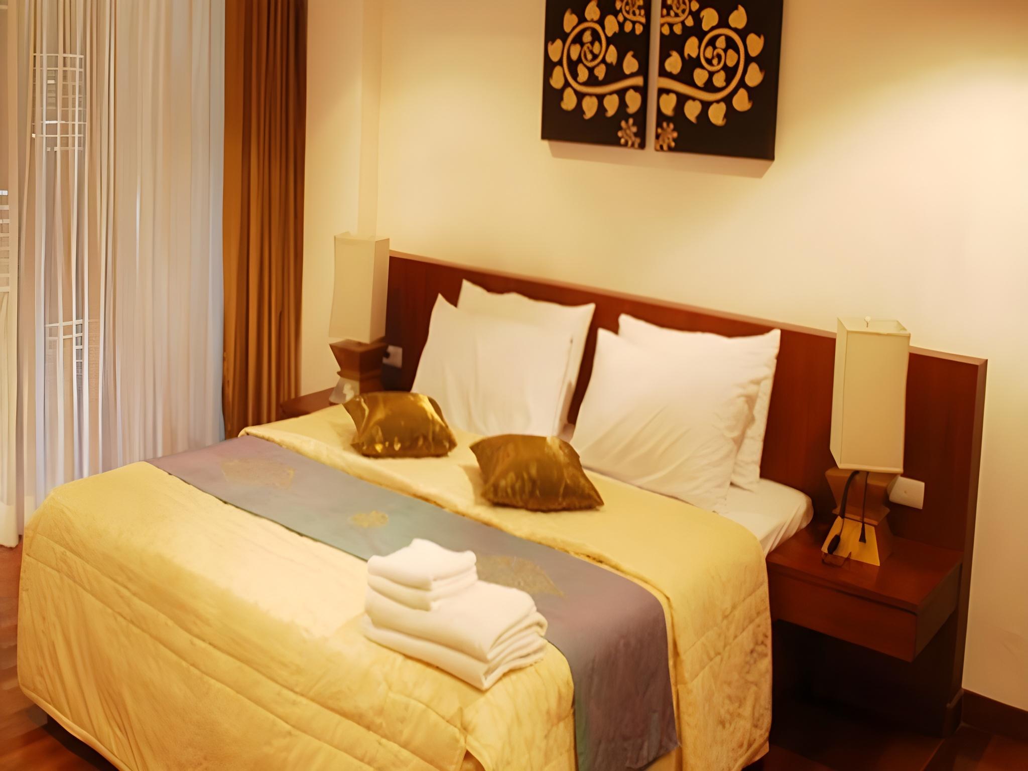 Pool, Junior Suite