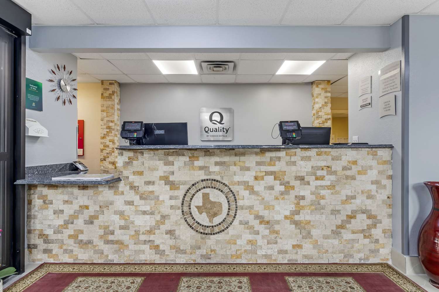Quality Inn near SeaWorld - Lackland 2/14