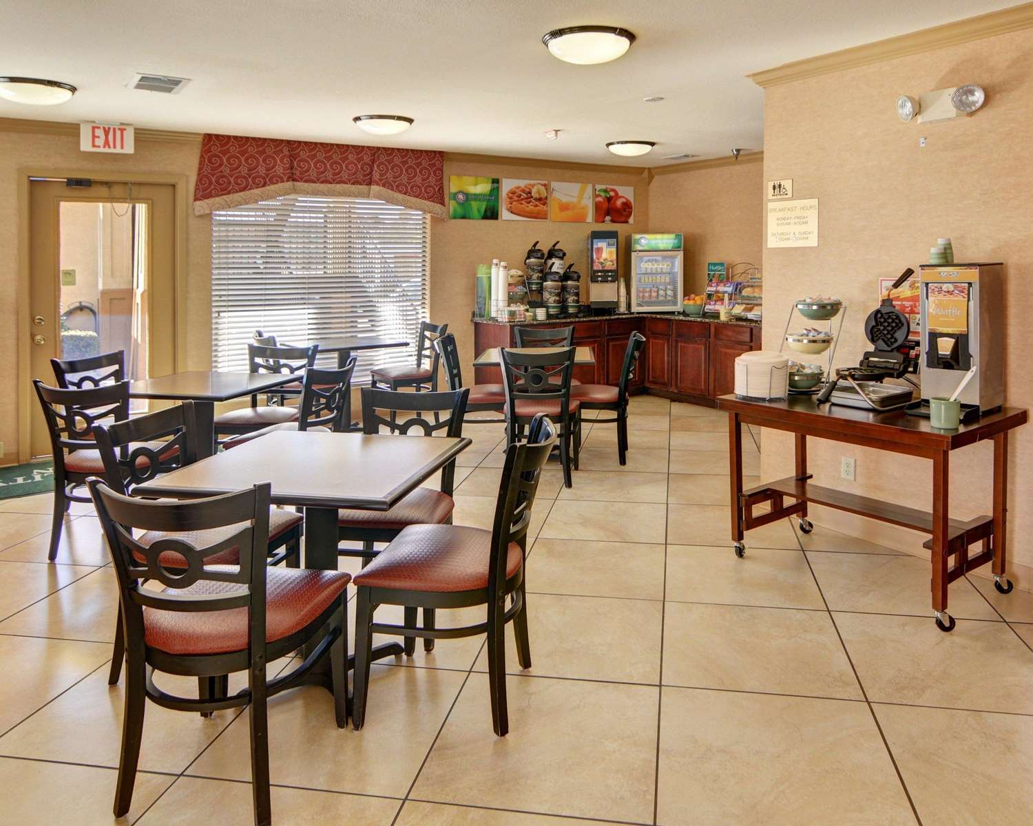 restaurant cafeteria