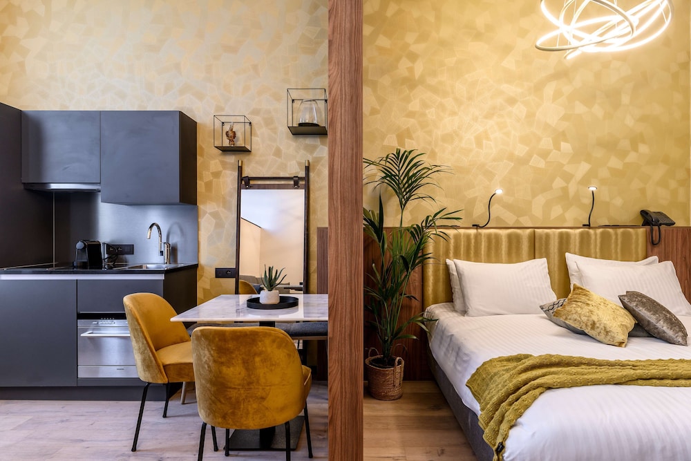 Leopold Hotel Oudenaarde 11/73