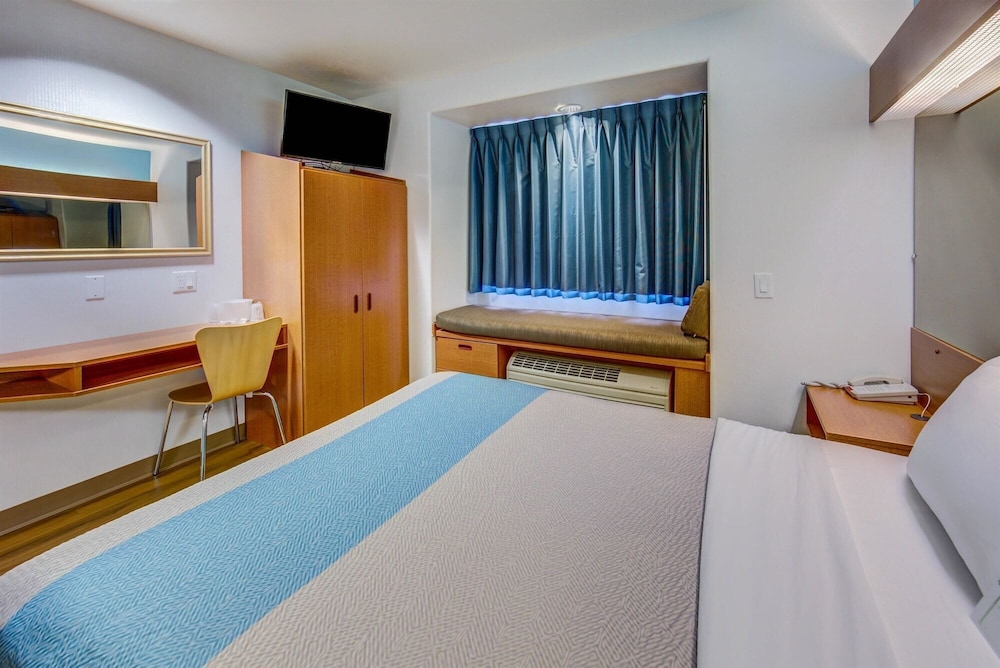 Motel6 Sutherlin, OR – I-5 22/47