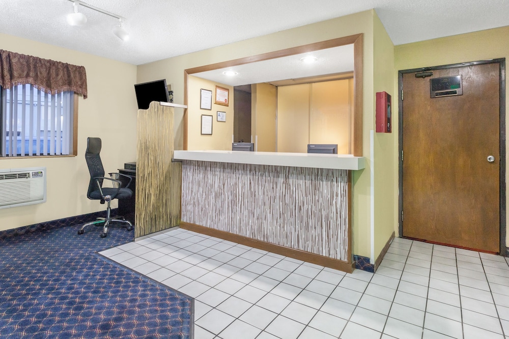 Magnuson Hotel Fort Wayne North Coliseum 13/63