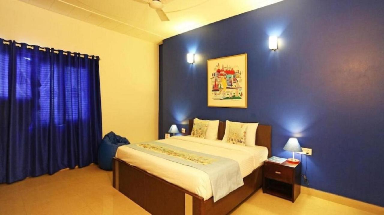 Oyo Rooms 766 Delhi Airport 8/29