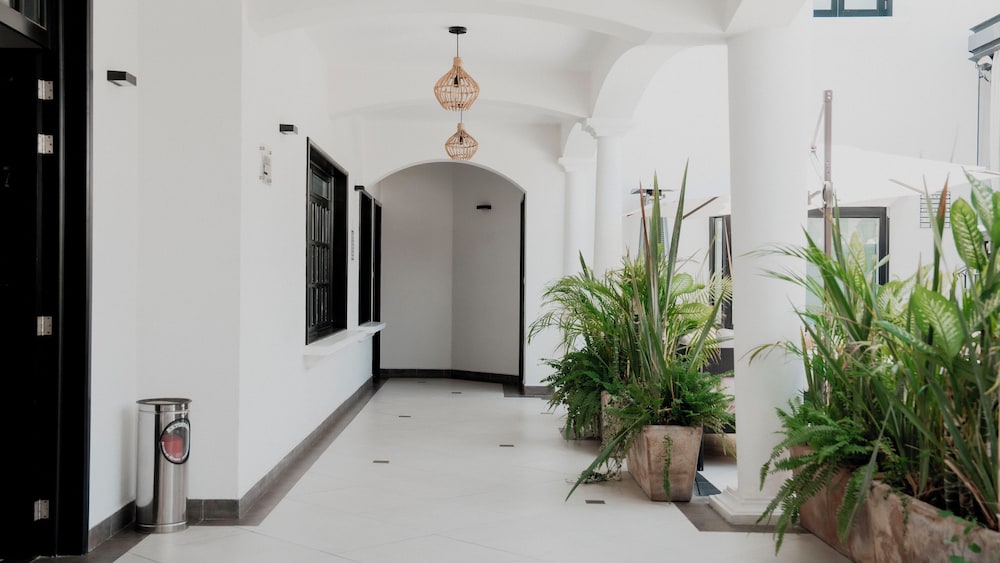 Casa Bonita Hotel and Luxury Residence 10/50