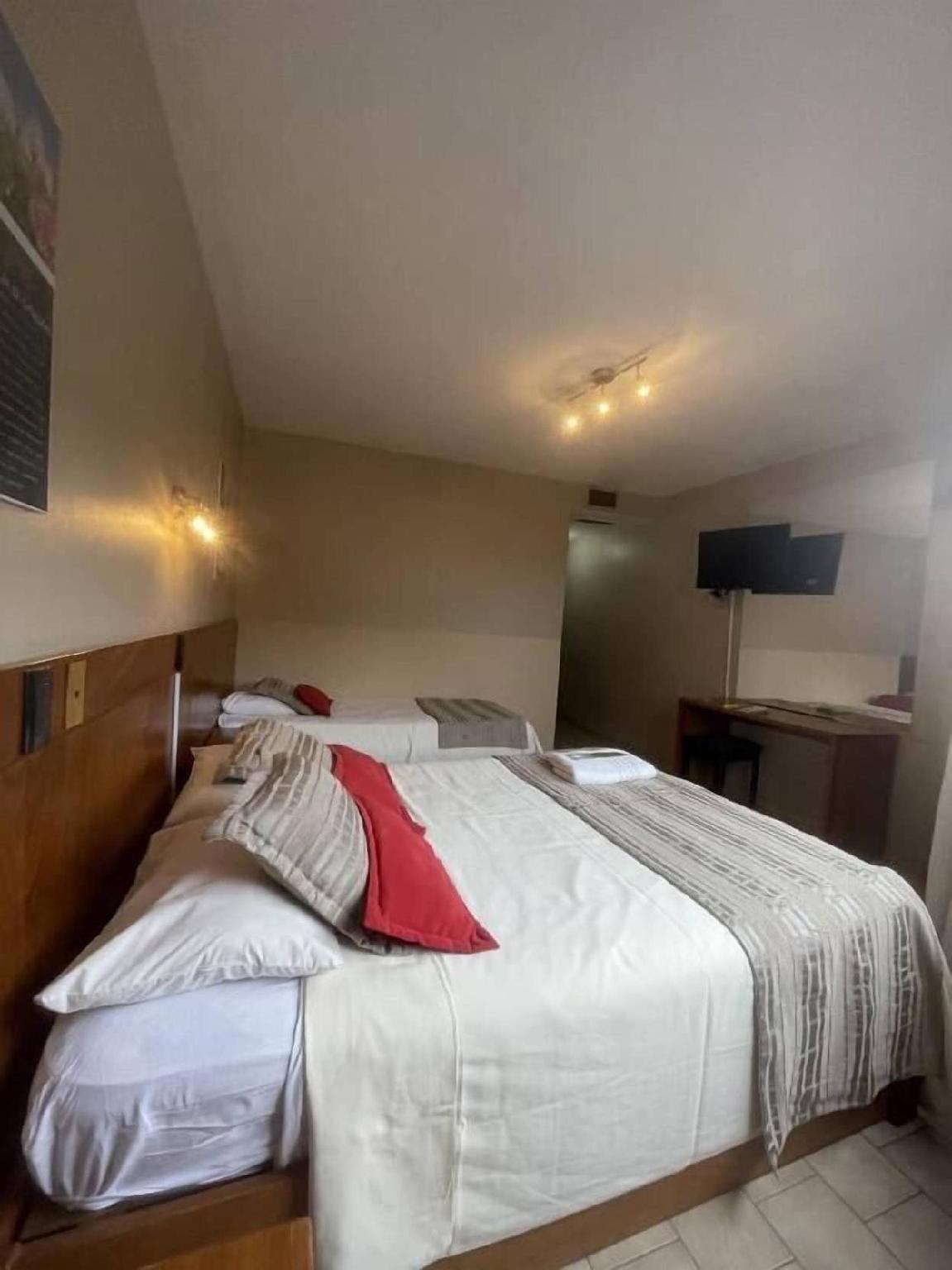 Hotel Camino Real 7/26