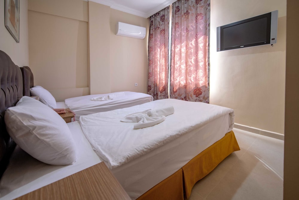 Ahsen Hotel Antalya 35/50