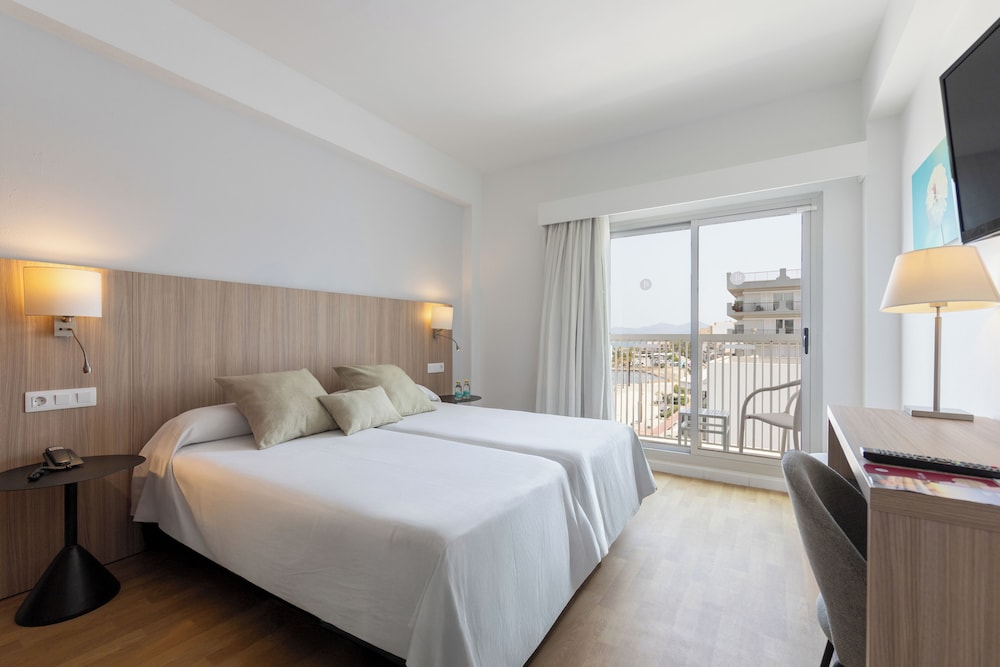 JS Miramar hotel 26/70