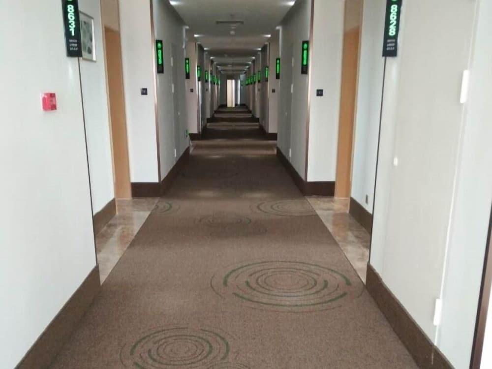 Greentree Inn Nantong Tongzhou Zhangzhishan Town Deli Square Express Hotel 18/29