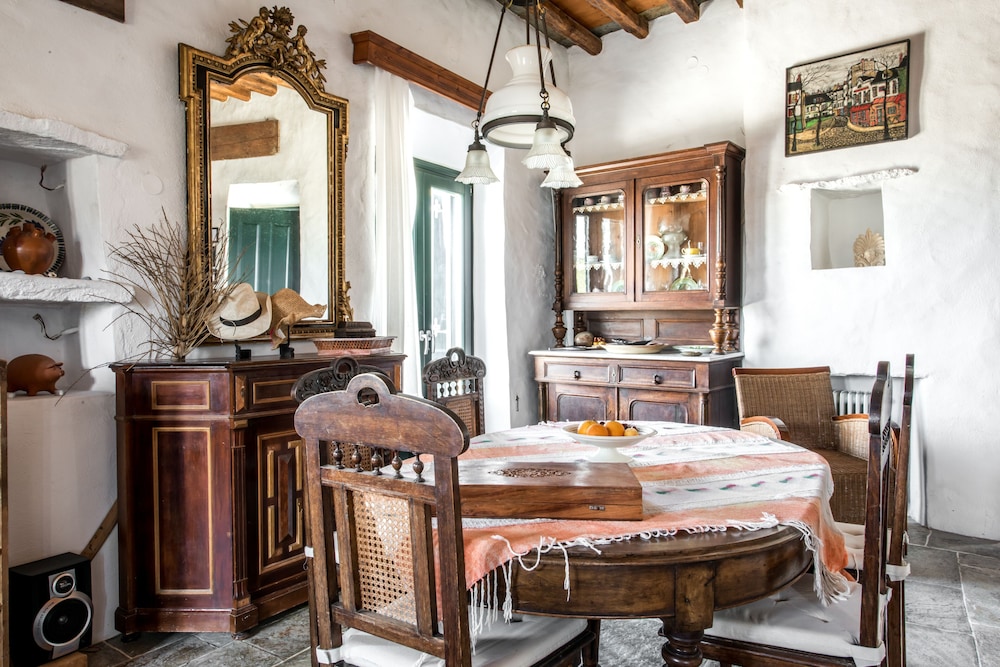 Villa Vrissi 16/31