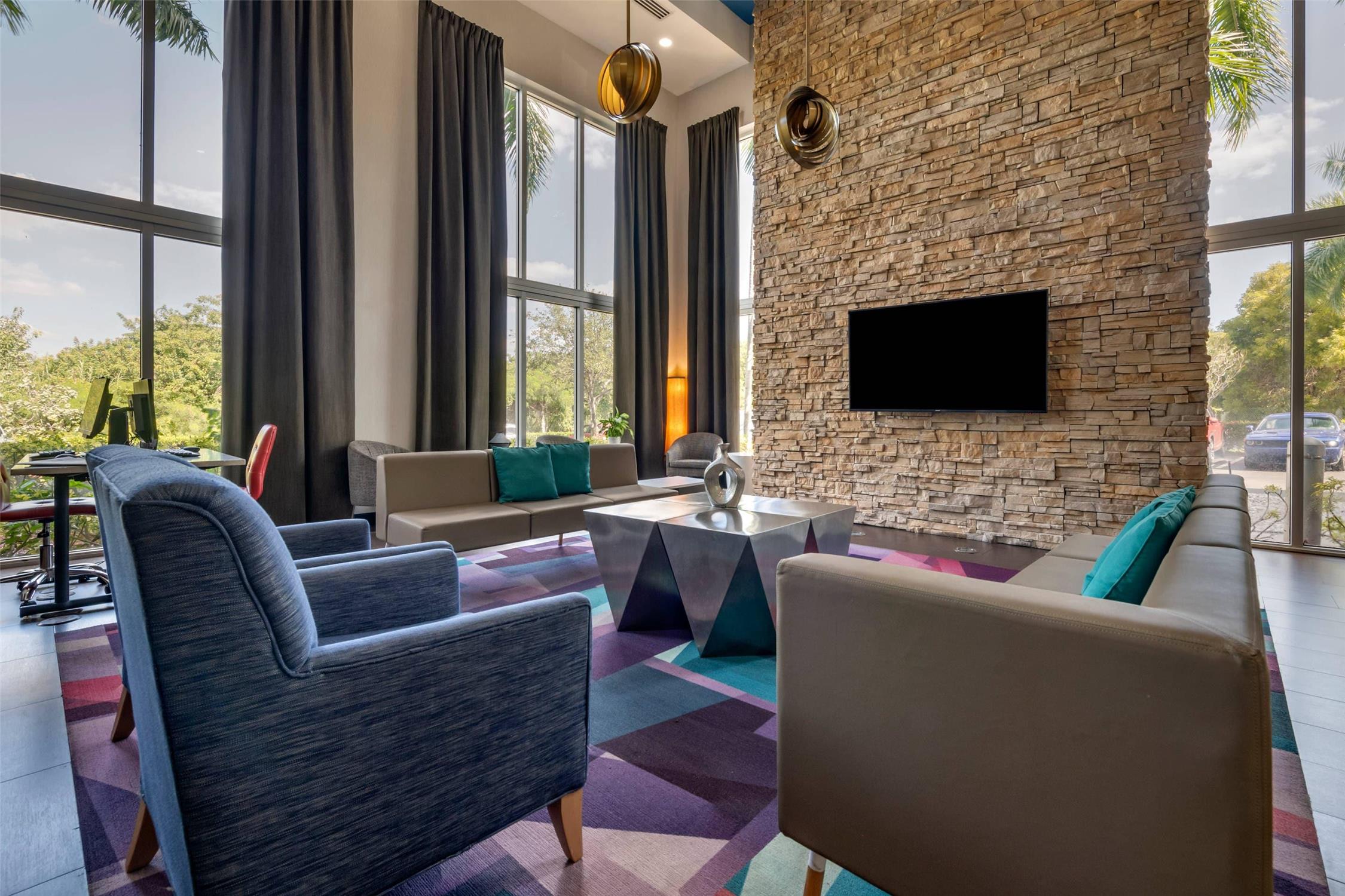 Cambria Hotel Ft Lauderdale Airport South Cruise Port 10/29