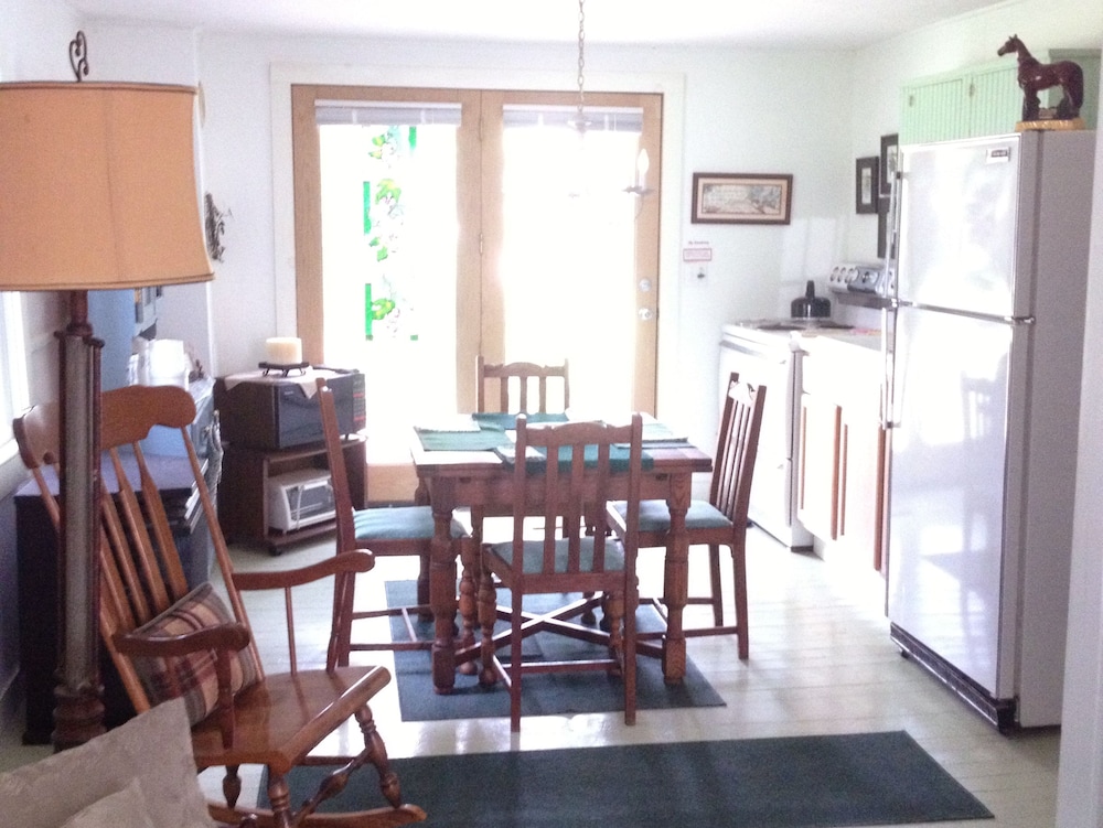 18 Vine Inn &amp; Carriage House 29/50