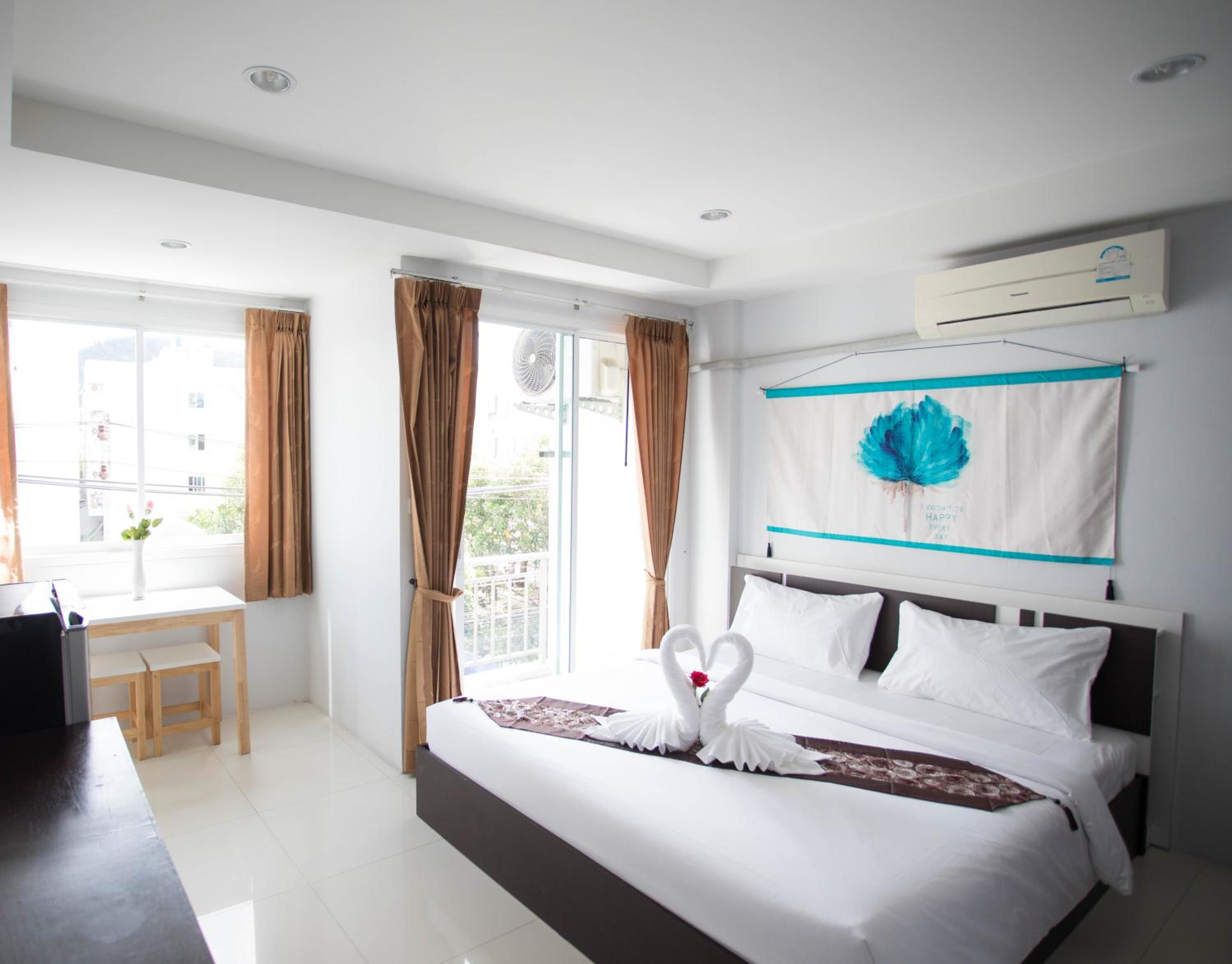 Bad Boys Guesthouse Patong 22/65