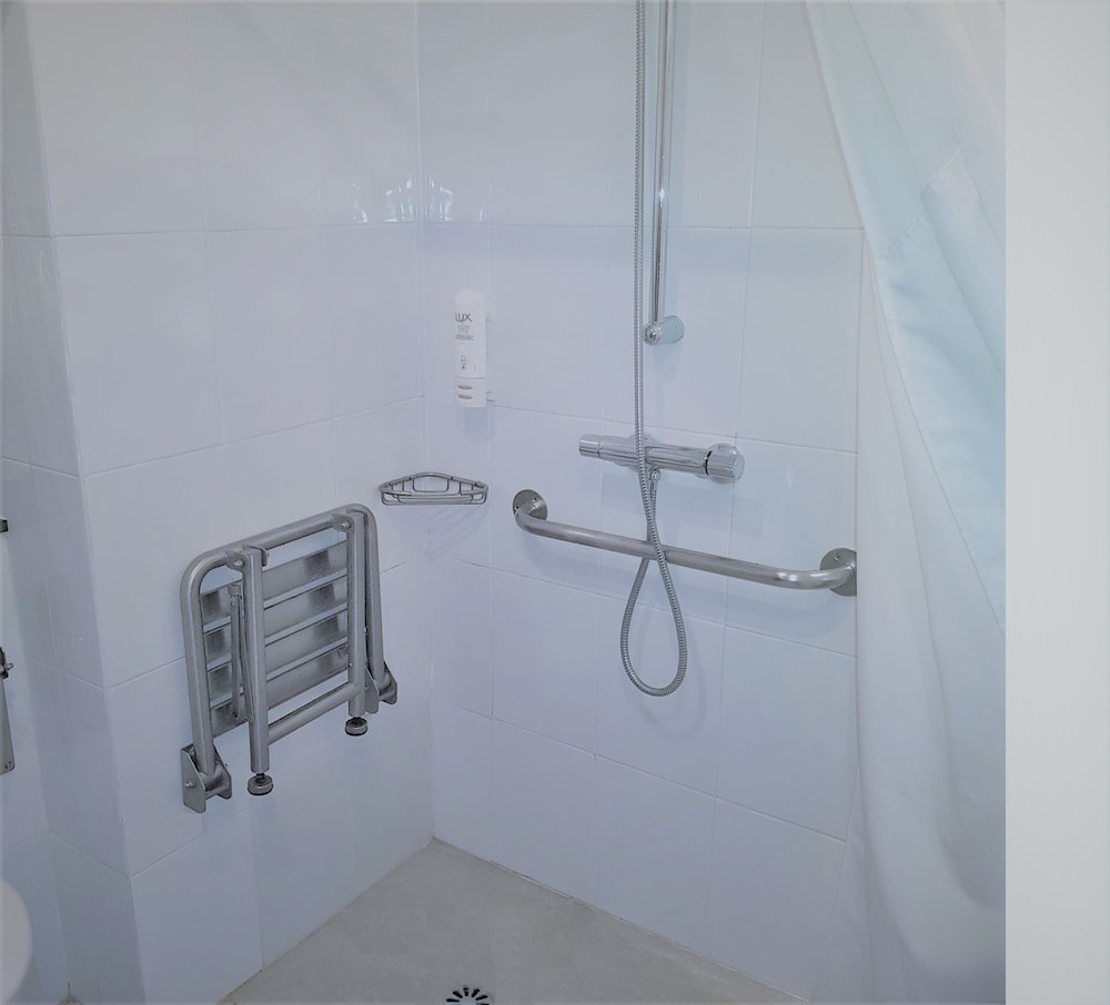 Holiday Inn Express Molins de Rei 25/62