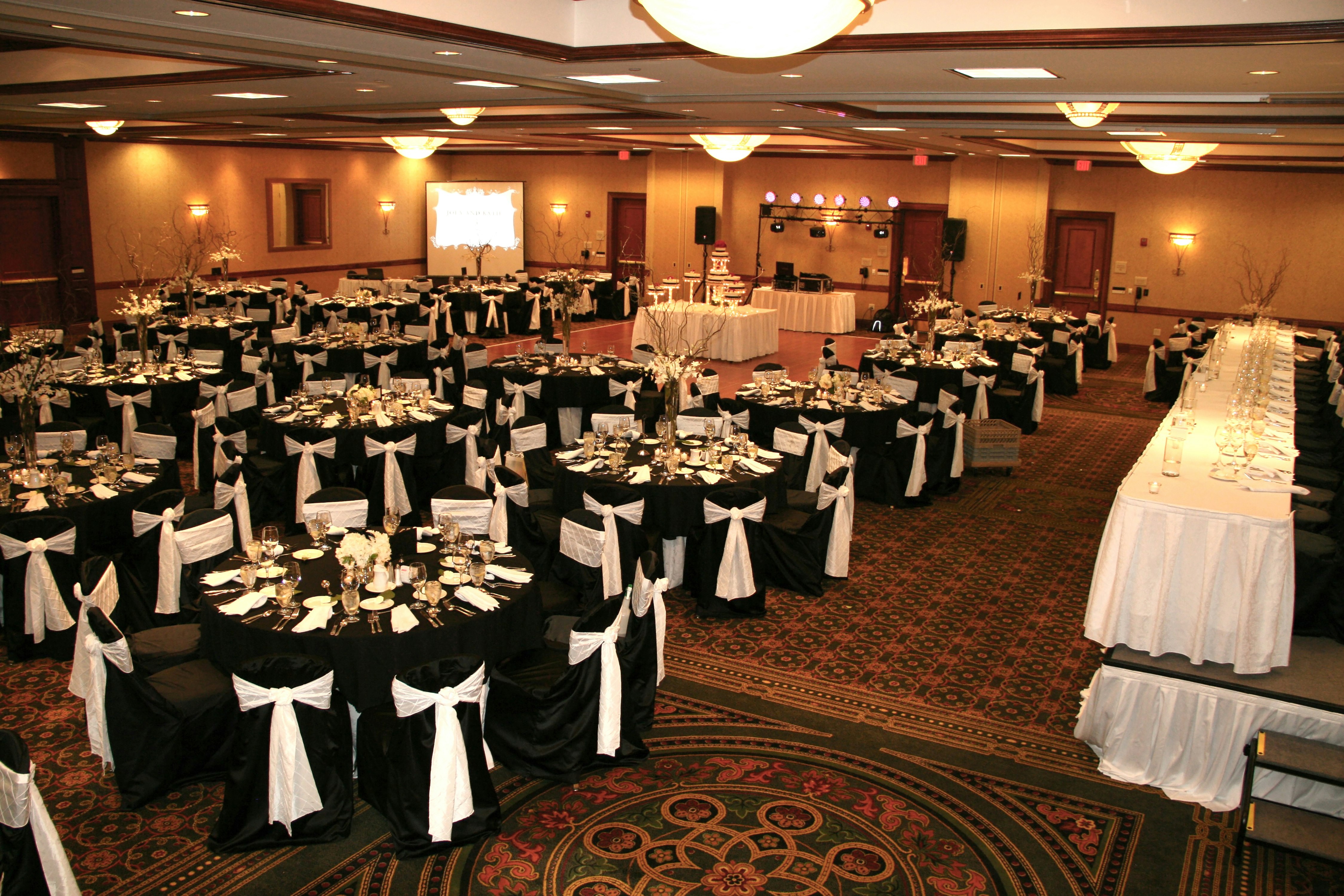 Hilton Garden Inn Milwaukee Northwest Conference Center 17/43