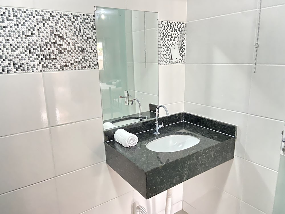 Pousada Villa Sambaqui 23/24