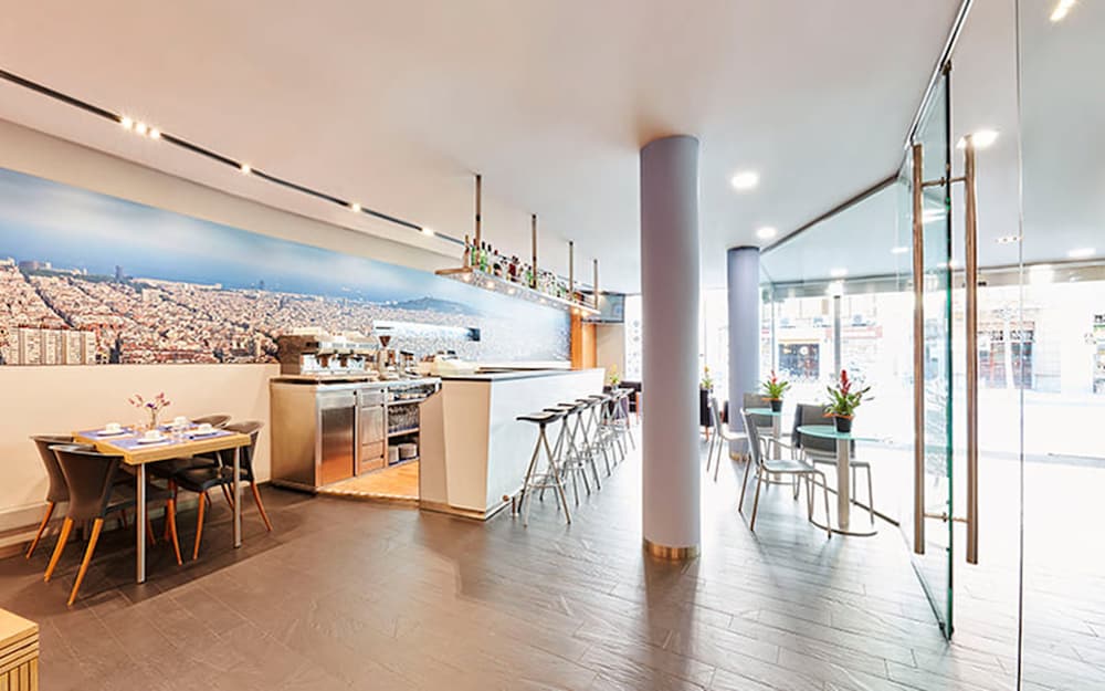 Barcelona Century Hotel 43/51
