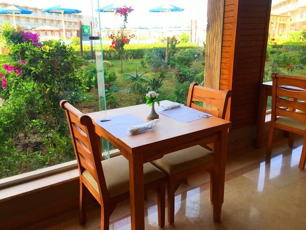 Rewaya Inn Resort Ex-Hawaii Paradise Hurghada 40/50