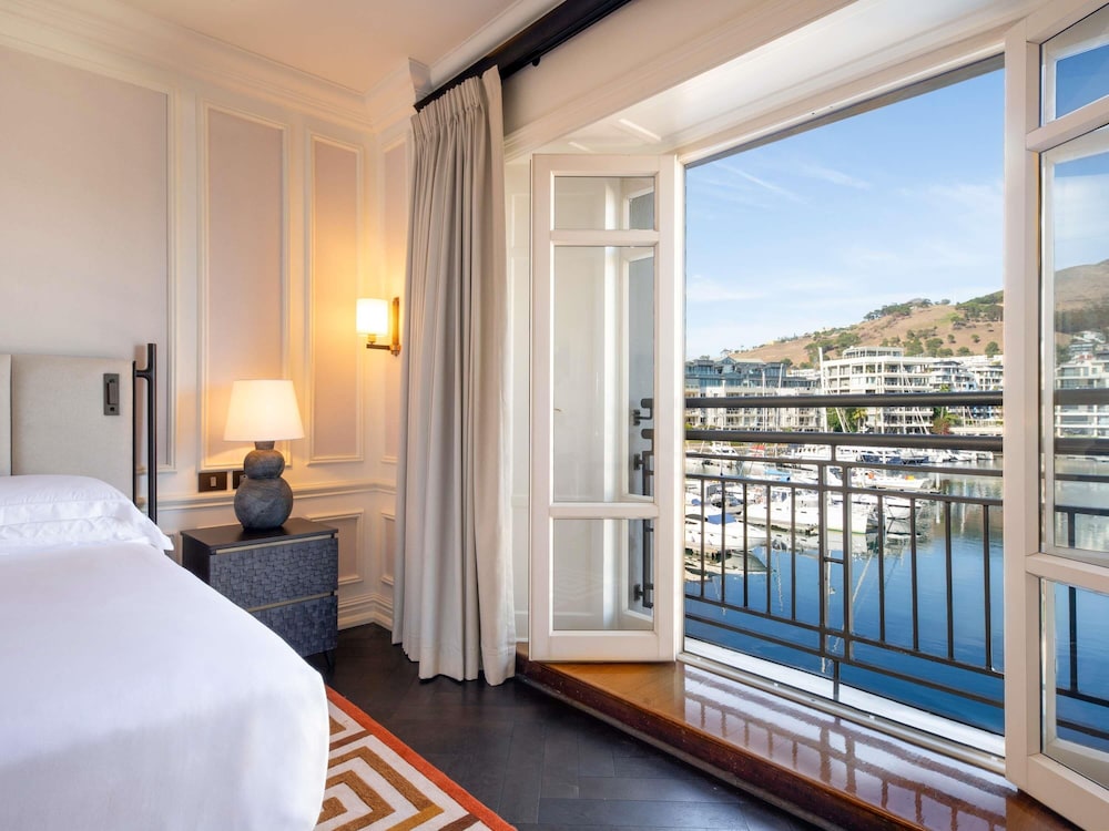 Cape Grace Managed By Accor 11/50