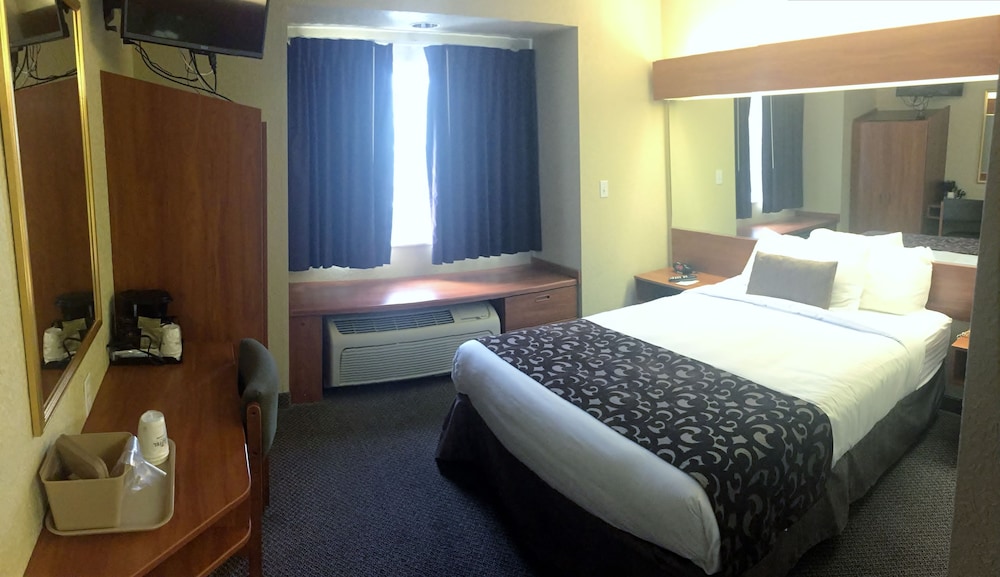 Microtel Inn & Suites By Wyndham Beckley East 13/37