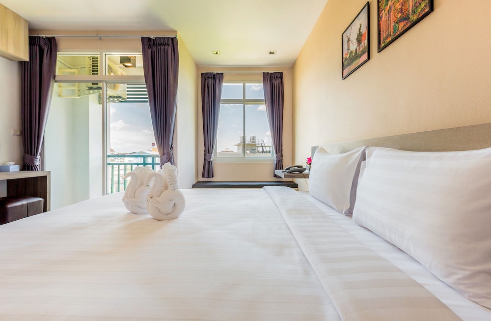 Evergreen Suite Hotel 29/54