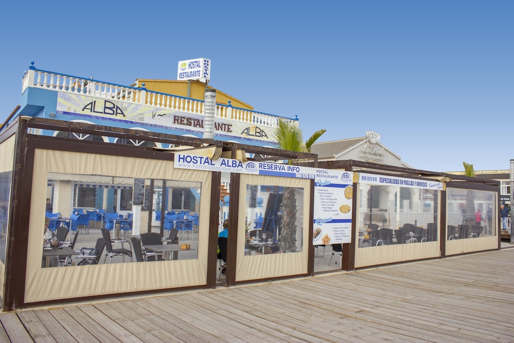 Hostal Alba 1/50