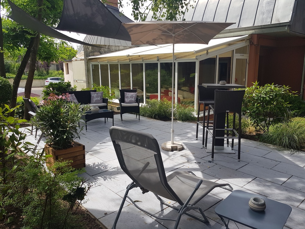 IBIS CHALON SUR SAONE NORD 63/67