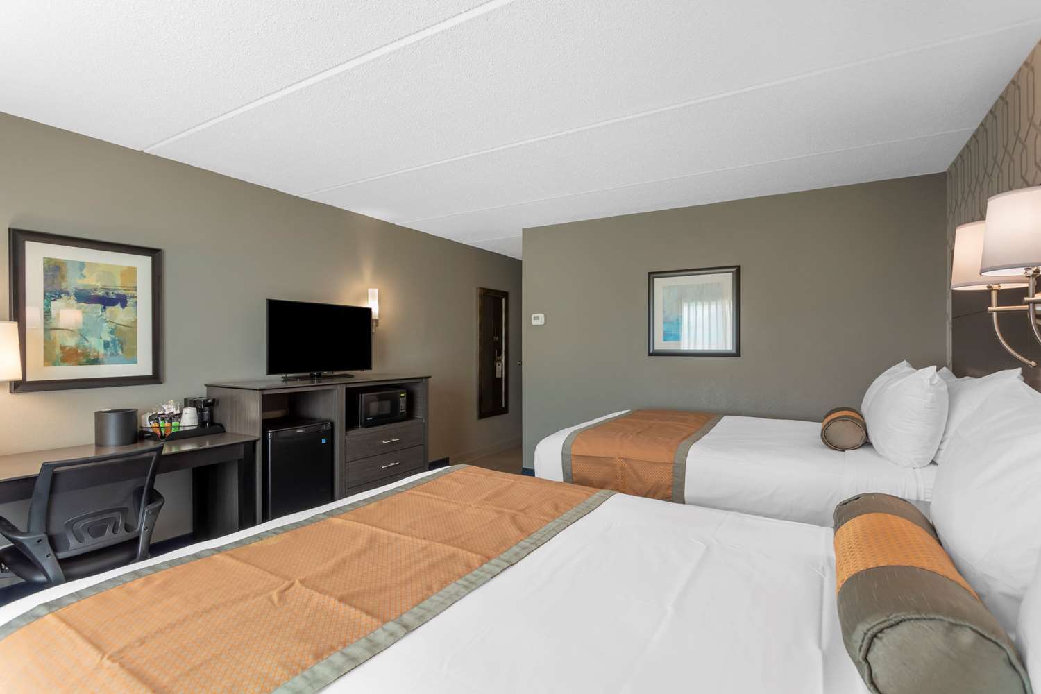 Best Western Plus Bowling Green 10/17