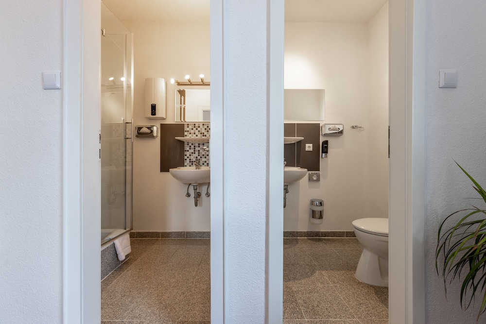 Trip Inn Hotel Schumann 30/64