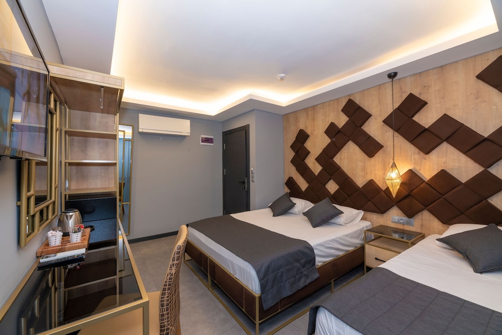 Fly And Stay Airport Hotel 21/55