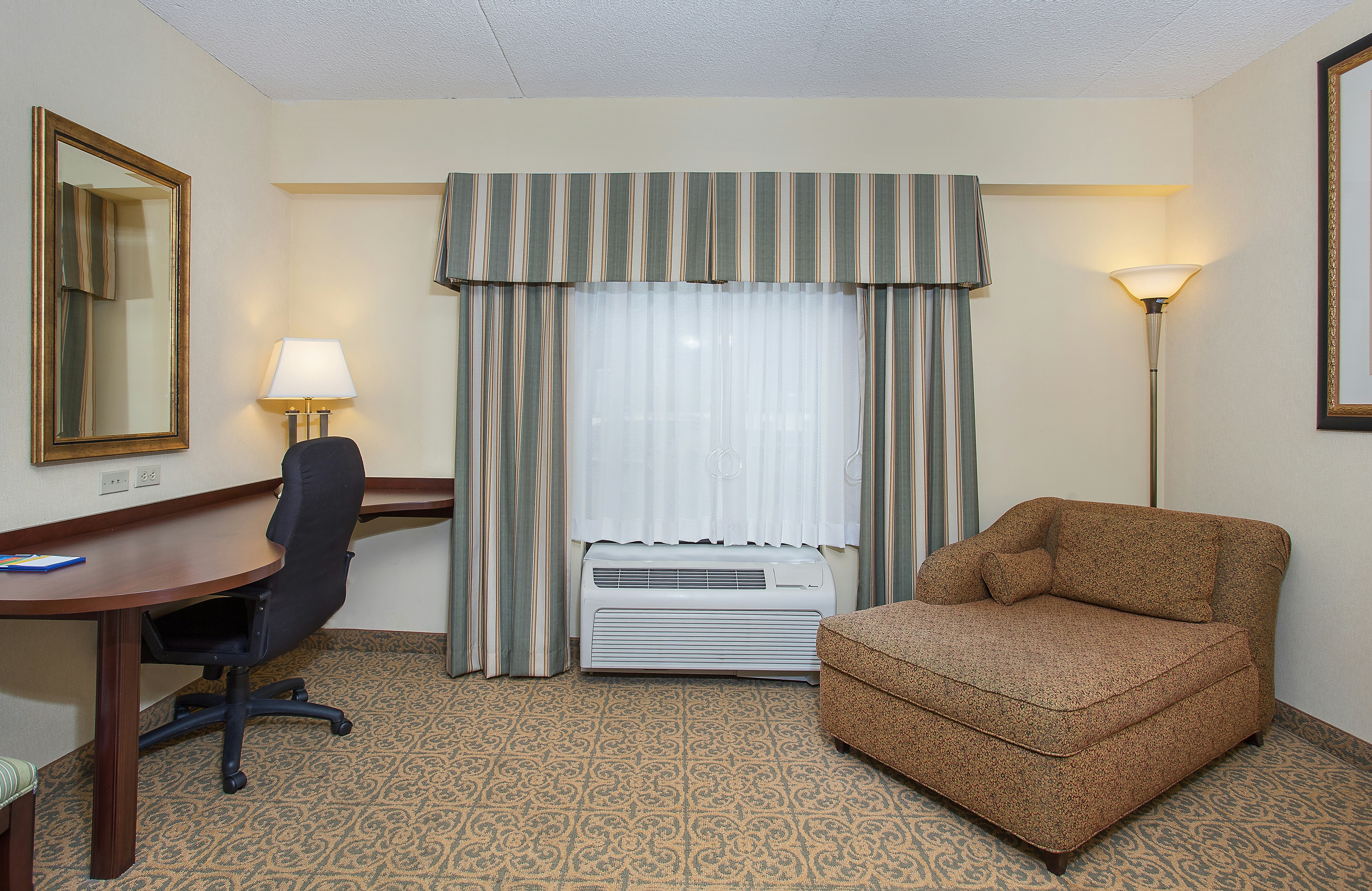 Hampton Inn Pikeville 49/76