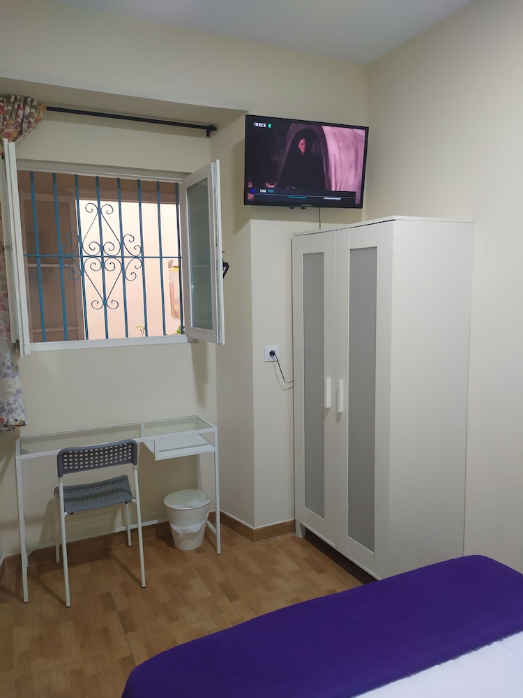 Pension Azahar 21/50
