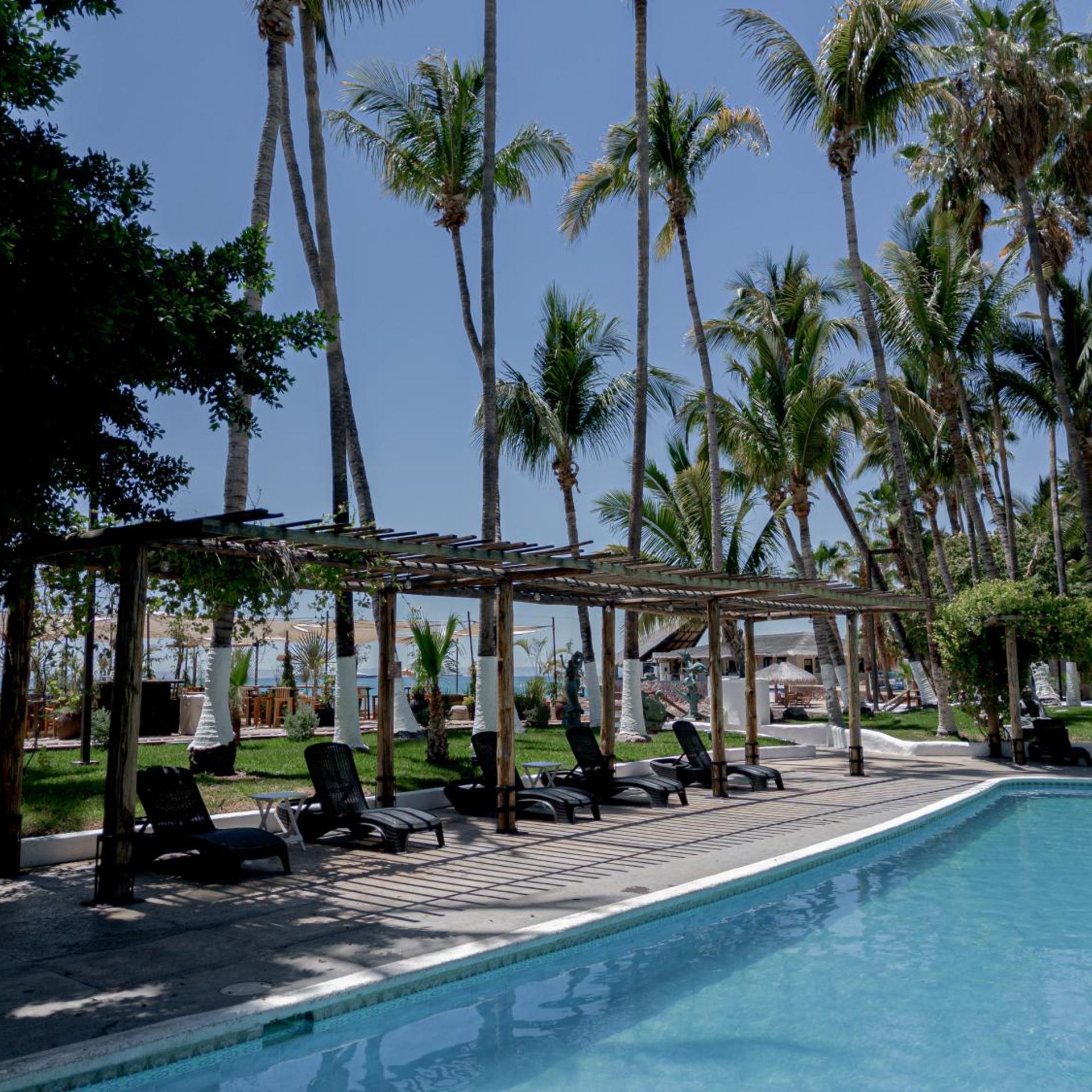 La Concha Beach Hotel & Club 44/50