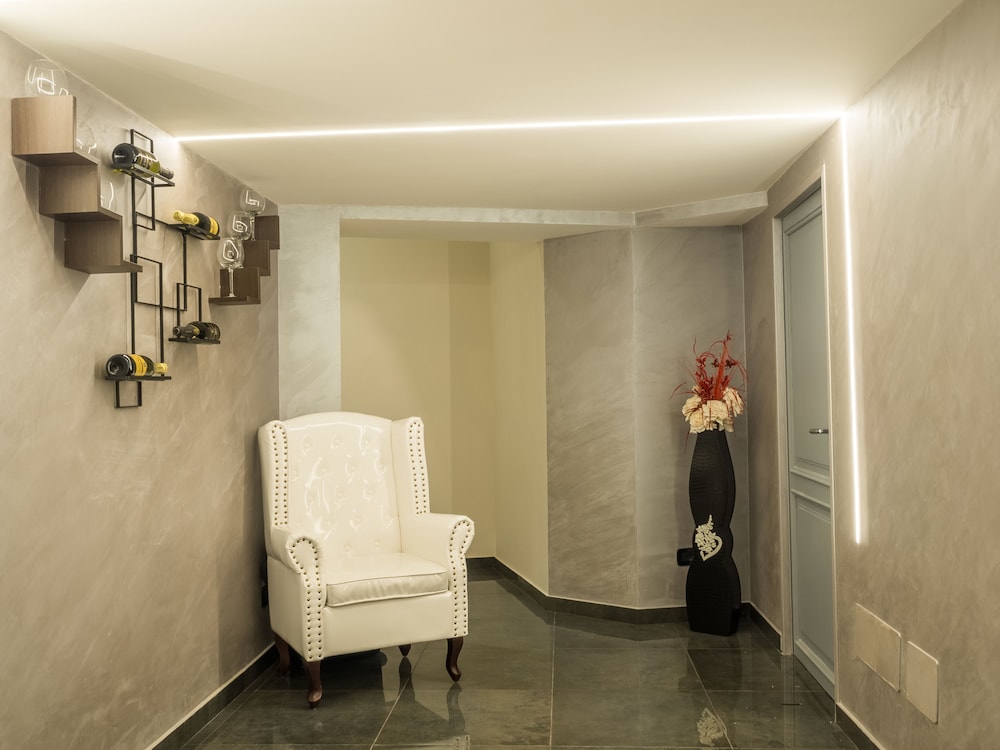 Operà Suites Roma 50/53