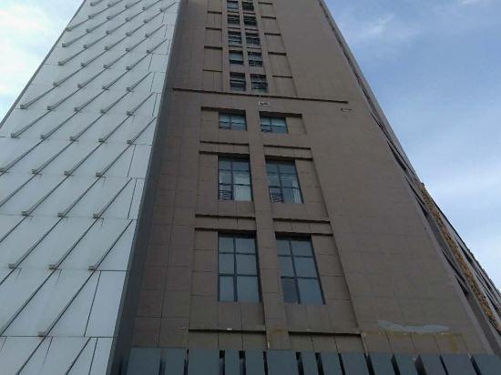 Platium Hotel 7/28