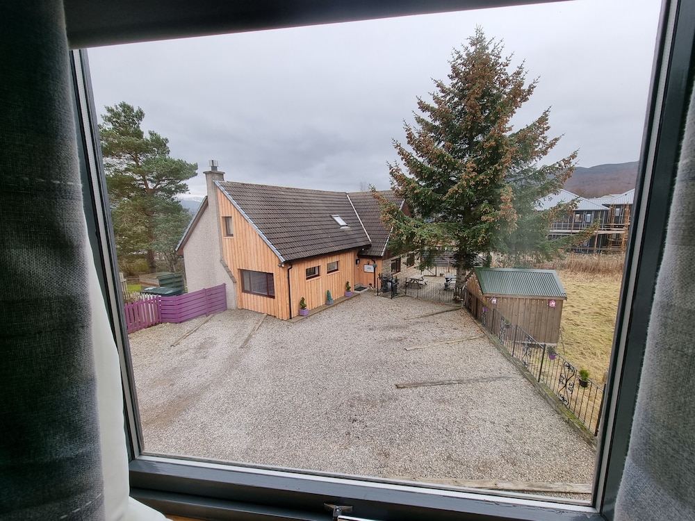 Carn Mhor Bed and Breakfast 29/50