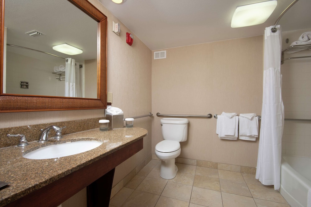 DoubleTree Beach Resort by Hilton Tampa Bay - North Redington Beach 16/59