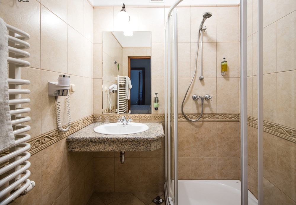 APARTHOTEL BASZTOWA 59/60