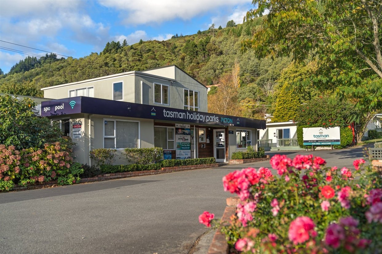 Tasman Holiday Parks - Picton 19/25
